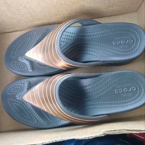 Crocs | 9 Chocolate Brown  Sandal